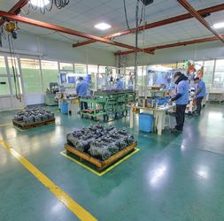 Guangzhou XinFeng Engineering Machinery Co., Ltd. สายการผลิตของโรงงาน